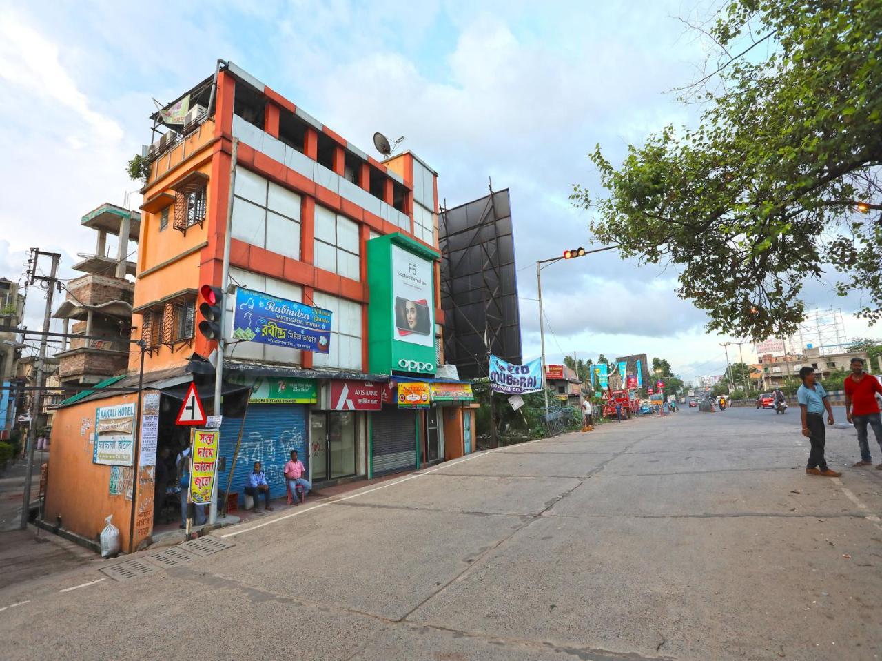 Oyo 13906 Vinita Inn Santragachi Экстерьер фото